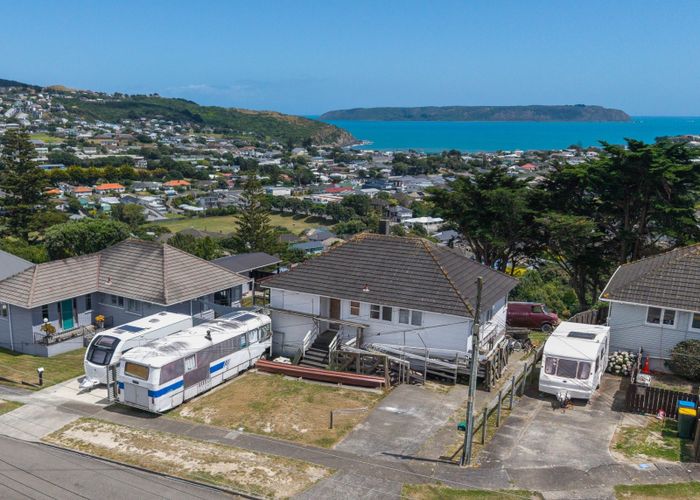 at 27 Spur Grove, Titahi Bay, Porirua, Wellington