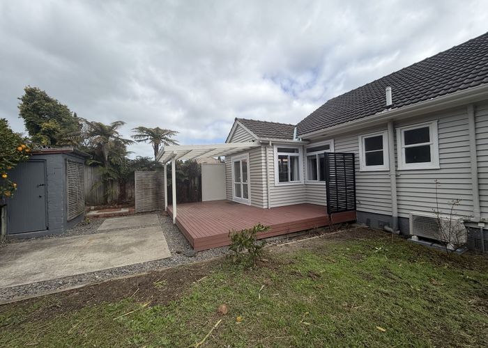  at 24 Galway Avenue, Hamilton East, Hamilton