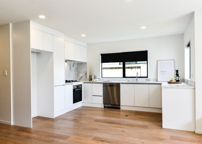  at 2/7 Tokerau Drive, Rototuna, Hamilton, Waikato