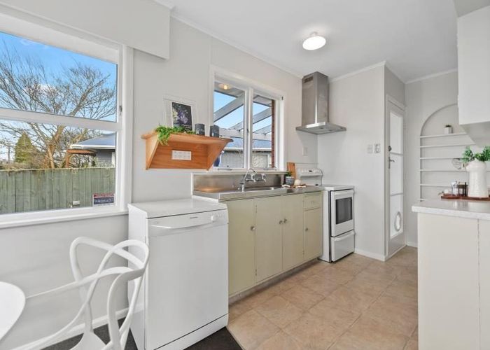  at 33 Fairview Street, Fairview Downs, Hamilton