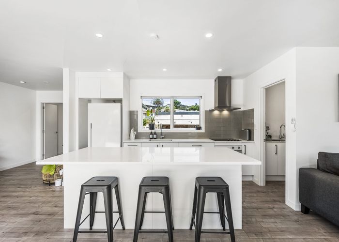  at 15D Aeroview Drive, Beach Haven, Auckland