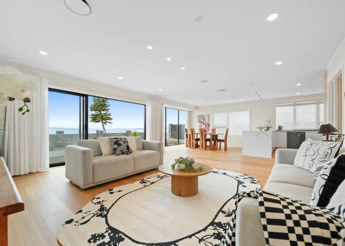  at 31A The Esplanade, Eastern Beach, Manukau City, Auckland