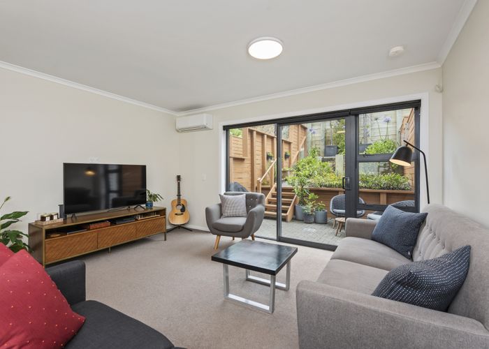  at 25/22 Booth Street, Miramar, Wellington