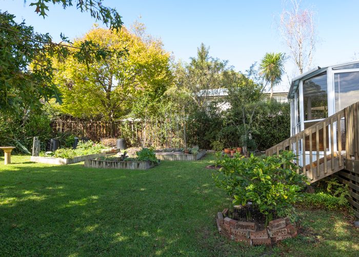  at 3 Terra Nova Street, Glen Eden, Auckland