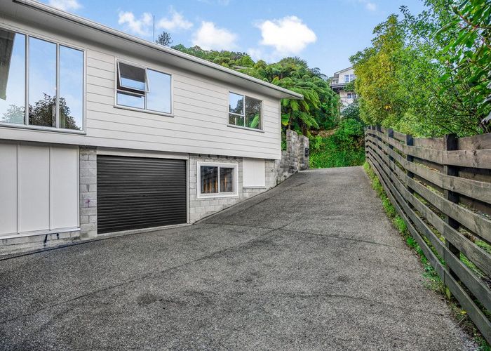  at 43 Sunnyview Drive, Brown Owl, Upper Hutt, Wellington