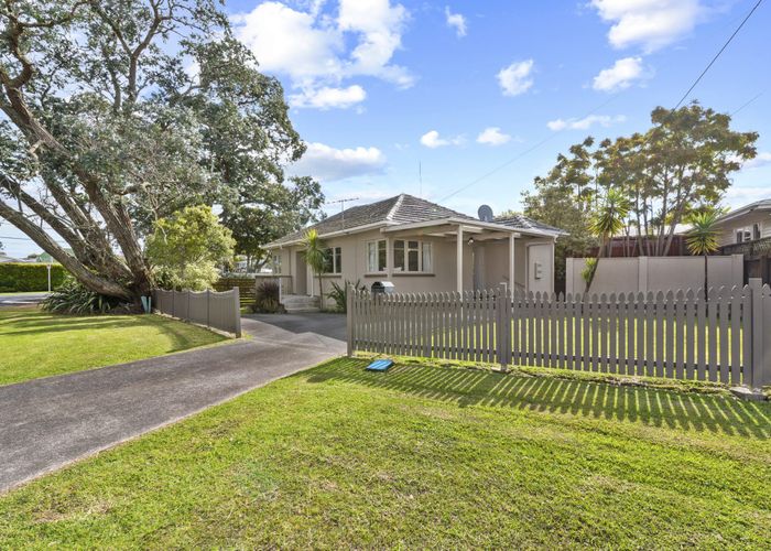  at 2/33 Havelock Avenue, Forrest Hill, North Shore City, Auckland