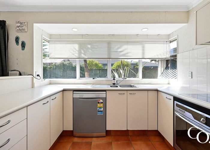  at 15 Dalton Drive, Papamoa Beach, Papamoa