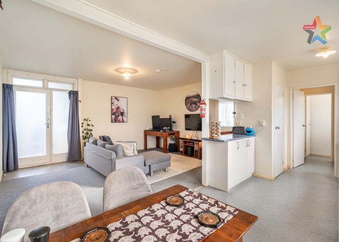  at 5/121 Bell RD, GRACEFIELD, LOWER HUTT
