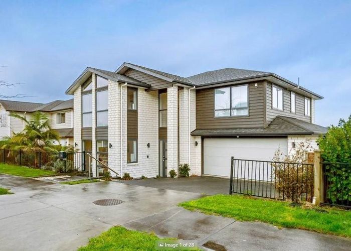  at 9 Mettam Drive, Swanson, Auckland