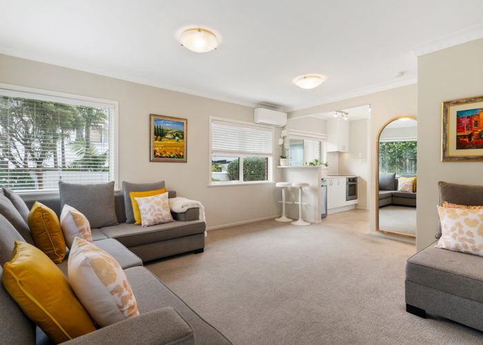  at 3/6 Frater Avenue, Milford, North Shore City, Auckland
