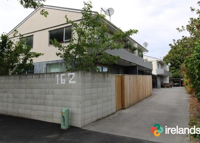  at 2/162 Chester Street East, City Centre, Christchurch City, Canterbury