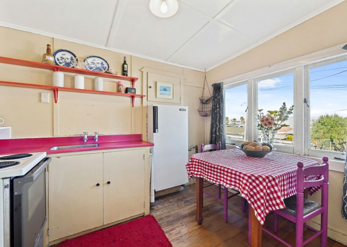 at 43 Pitau Road, Mount Maunganui, Tauranga, Bay Of Plenty