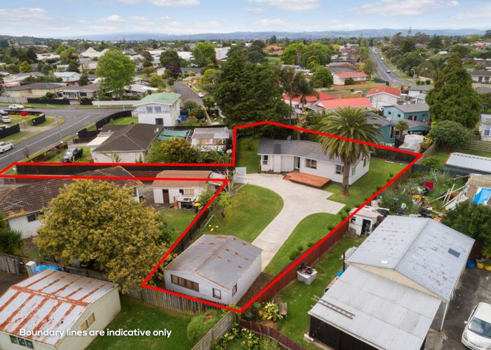  at 43 Sunlands Drive, Manurewa, Auckland