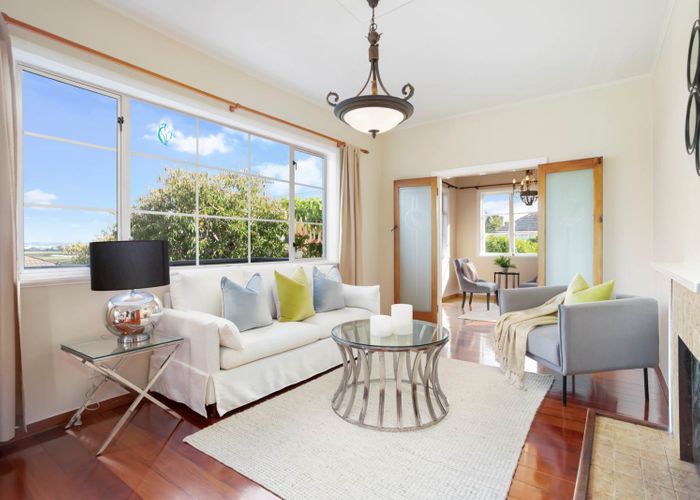  at 30 Fairlands Avenue, Waterview, Auckland