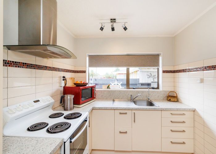  at 6 Monrad Street, Highbury, Palmerston North