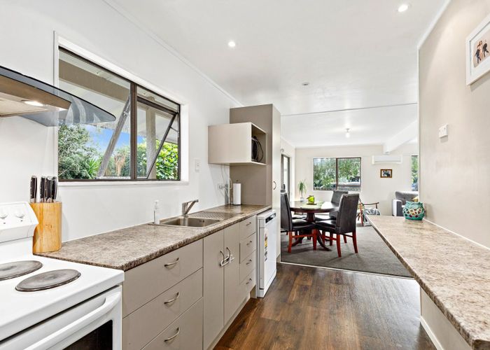  at 6 Te Moau Ave, Parakai, Rodney, Auckland