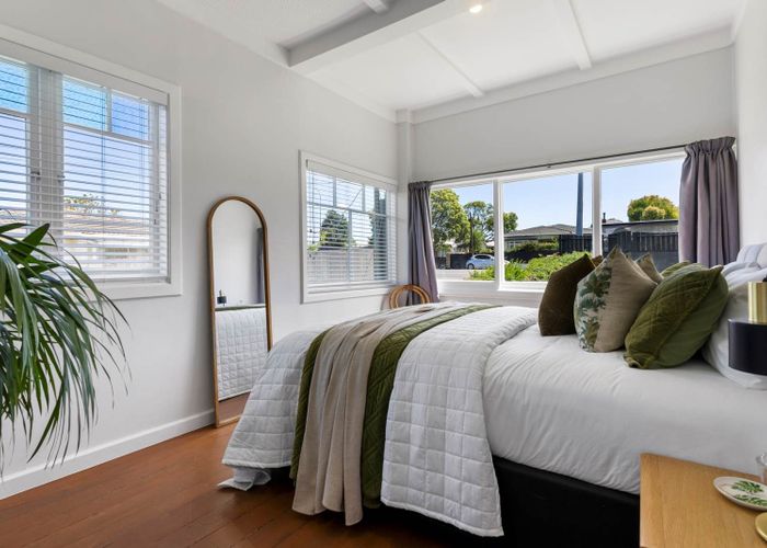  at 1584 Great North Road, Waterview, Auckland City, Auckland