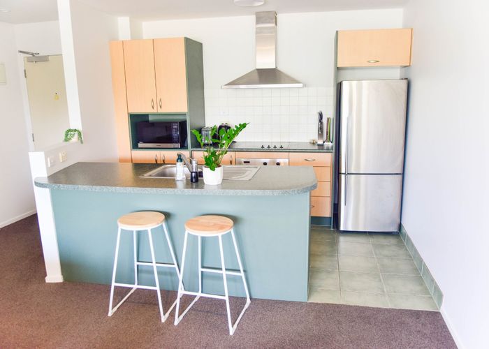  at E12/30 Bute Rd, Browns Bay, North Shore City