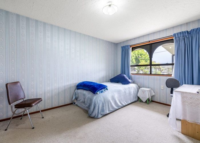  at 2/92 Rahera Street, Spreydon, Christchurch City, Canterbury
