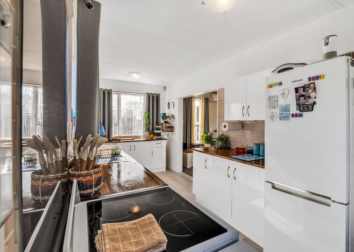  at 57 Manuka Street, Castlecliff, Whanganui, Manawatu / Whanganui