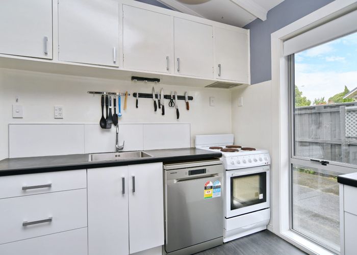  at 1/403 Greers Road, Bishopdale, Christchurch