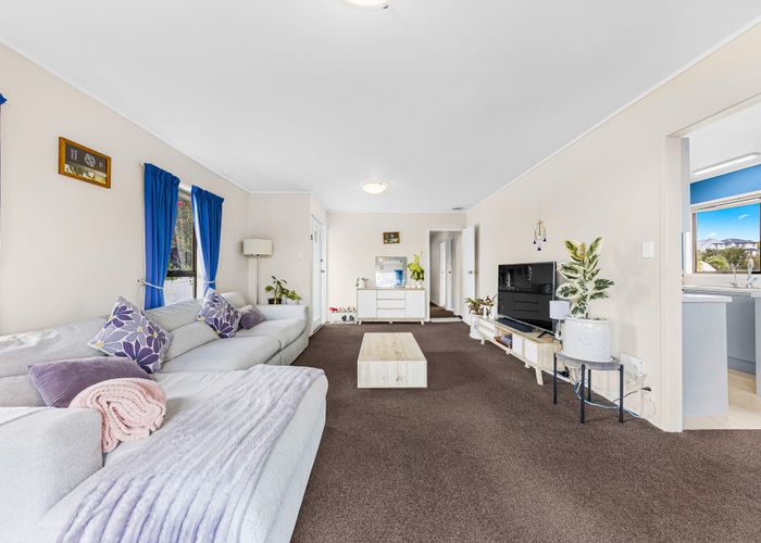  at 1/12 Glenvar Road, Torbay, North Shore City, Auckland
