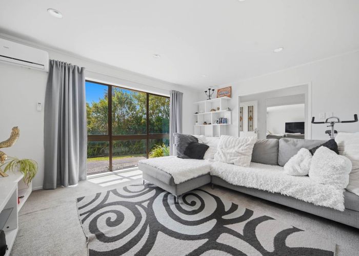  at 21 Palliser Lane, Browns Bay, North Shore City, Auckland