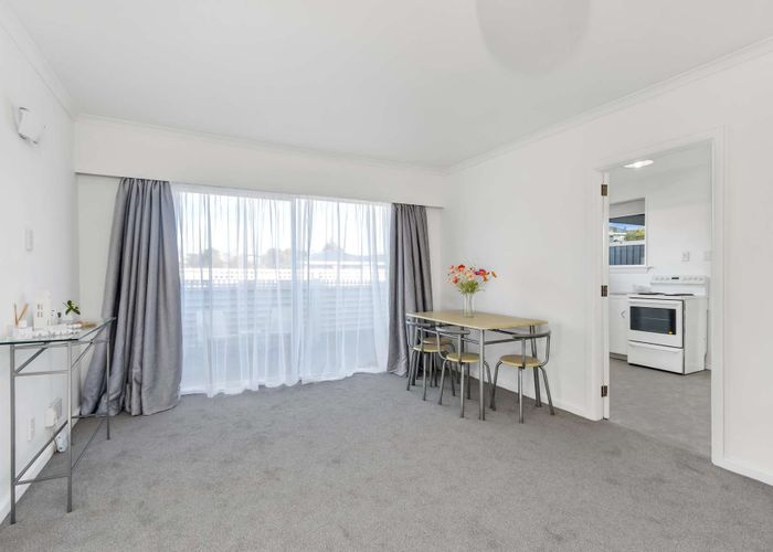  at 2/13 Avenue Road, West End, Timaru, Canterbury