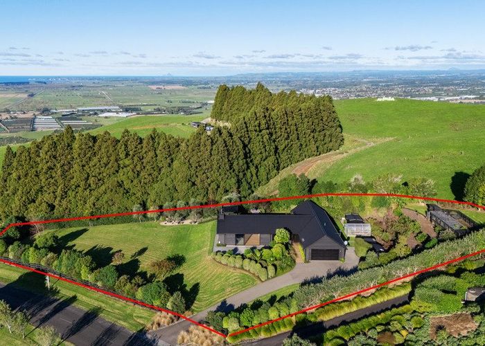  at 1 Summerhill Drive, Papamoa
