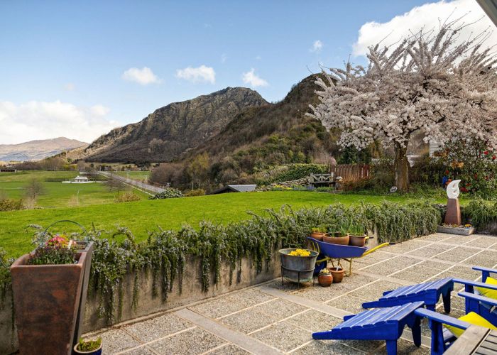  at 4 Shaw Street, Arrowtown, Queenstown-Lakes, Otago