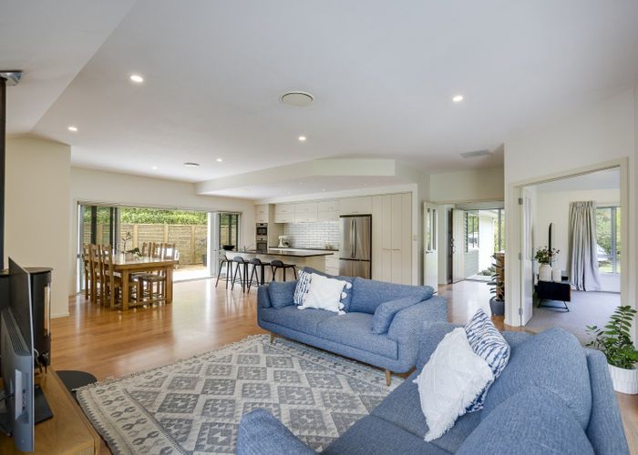  at 143 Kent Terrace, Taradale, Napier
