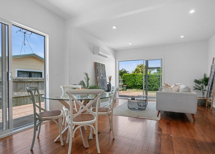 at 46 Beach Road, Collingwood