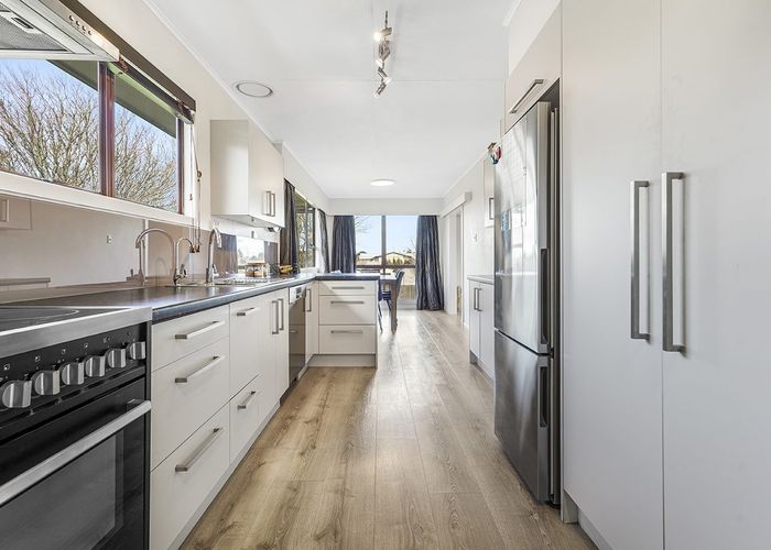  at 54 Morrow Avenue, St Andrews, Hamilton