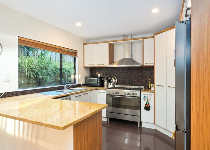  at 37 Virginia Street, Henderson, Waitakere City, Auckland