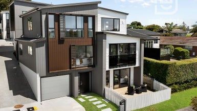  at 37A Hawkins Street, Meadowbank, Auckland