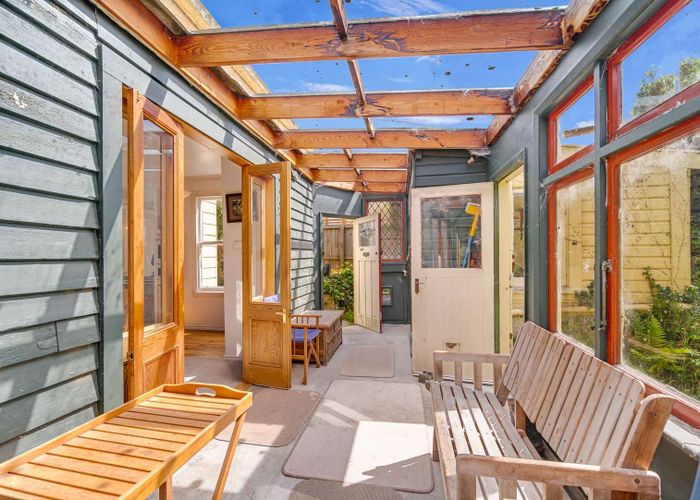  at 49 Kauri Street, Ravensbourne, Dunedin