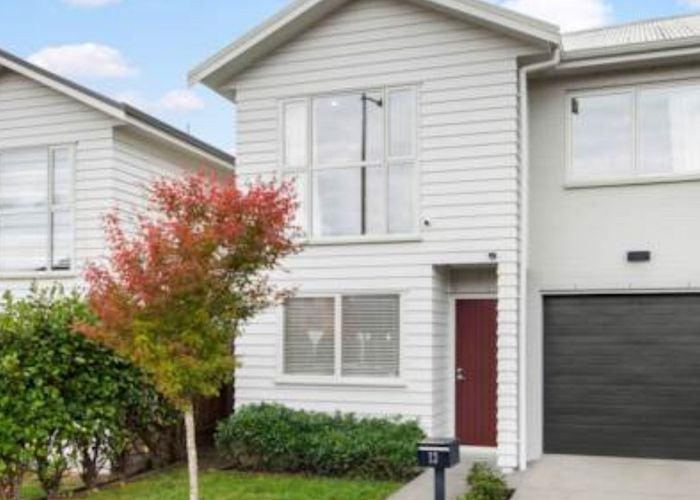  at 13 Forbes McCammon Drive, Swanson, Auckland