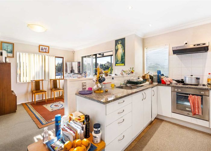  at 7 Garton Drive, Massey, Auckland