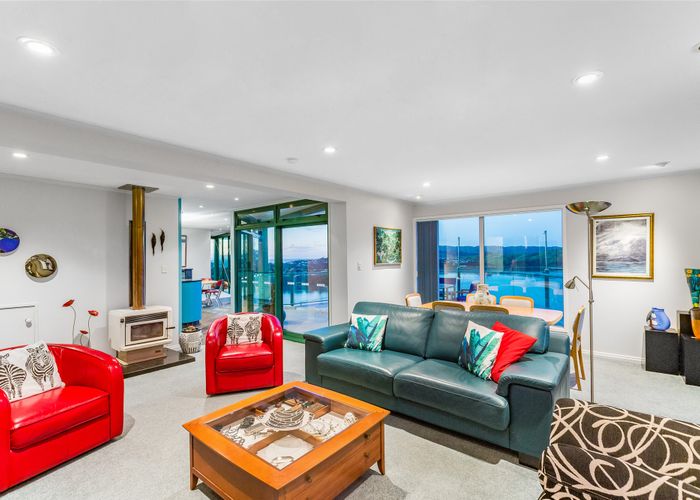  at 20 The Anchorage, Whitby, Porirua