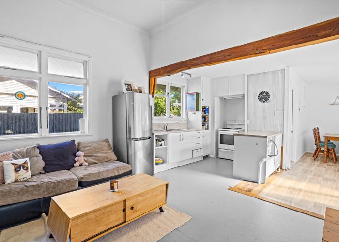  at 12 Grey Street, Masterton