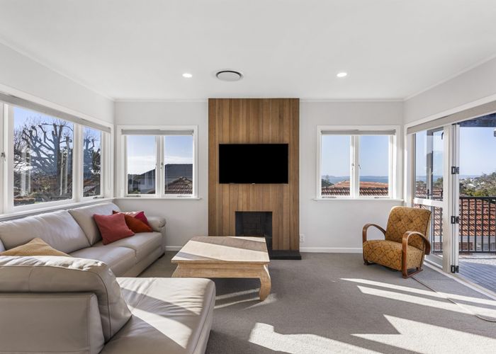  at 8 Minerva Terrace, Cockle Bay, Auckland