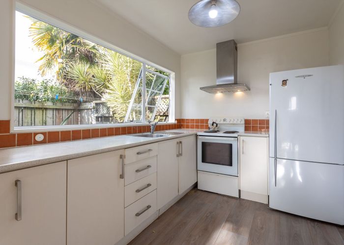  at 8/66 Larchwood Ave, Westmere, Auckland City, Auckland
