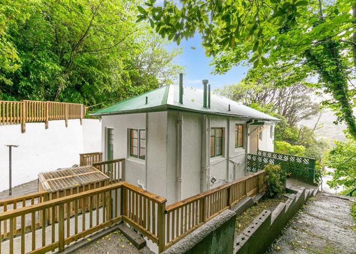  at 79 Garden Road, Northland, Wellington, Wellington