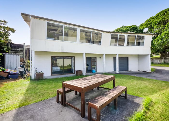  at 5 Bronte Place, Whalers Gate, New Plymouth, Taranaki