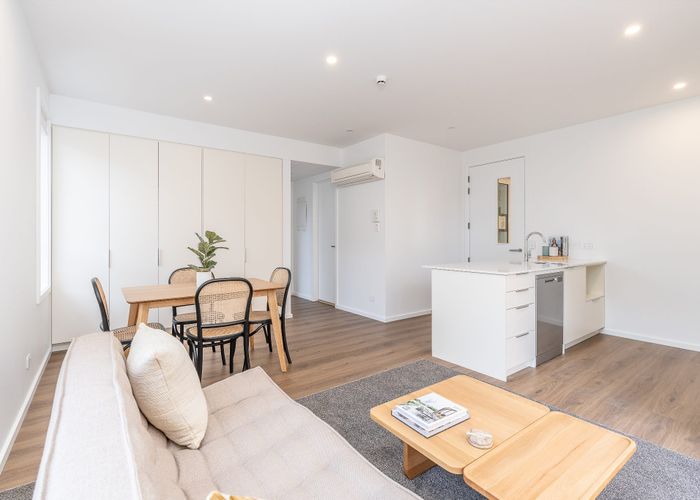  at 102/2b Oakley Ave, Waterview, Auckland City, Auckland