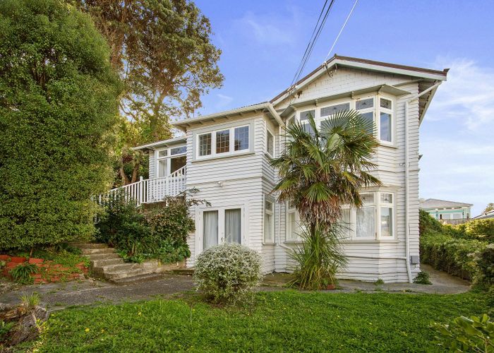  at Downstairs/8 Akatea Street, Berhampore, Wellington, Wellington