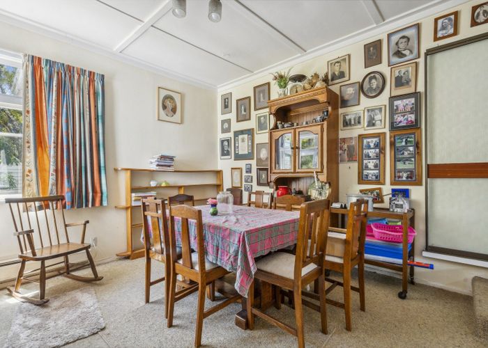  at 44 Kano Street, Karori, Wellington