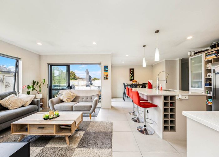  at 6 Disley Place, Wattle Downs, Manukau City, Auckland