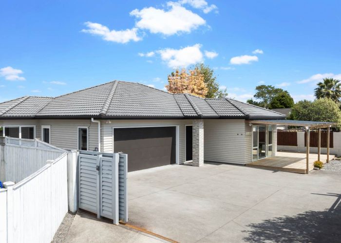  at 16a Darren Crescent, Half Moon Bay, Manukau City, Auckland