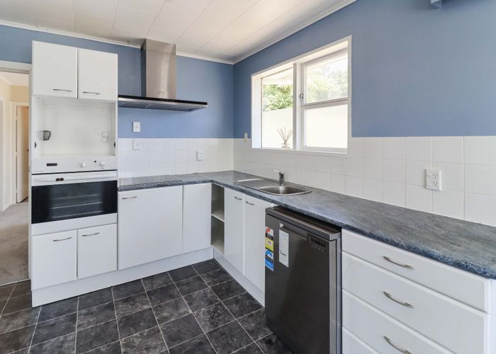  at 124 Major Drive, Kelson, Lower Hutt, Wellington